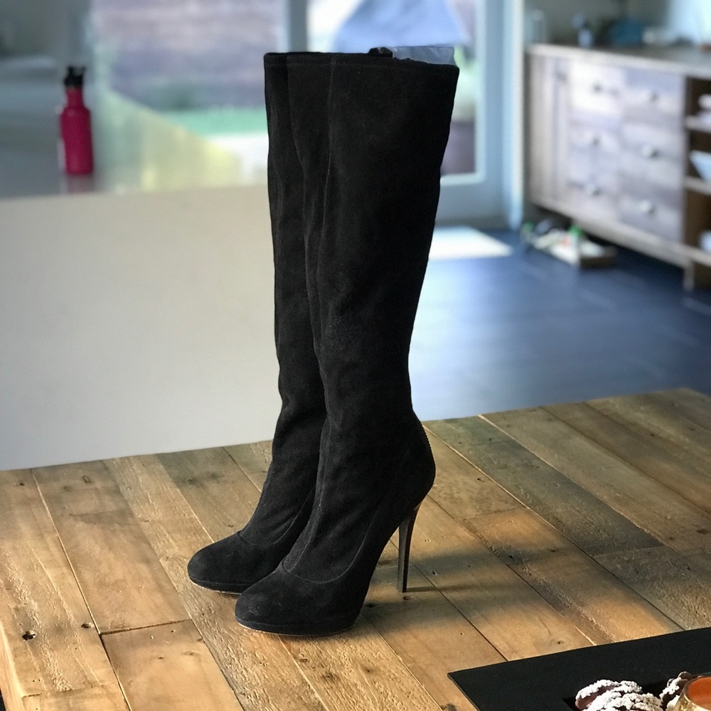 Brian Atwood Knee high suede black boots